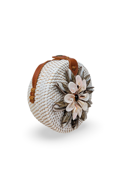 Shell Crossbody, Woven Rattan Purse, Natural Wicker Purse, Chic Handbag